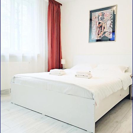 Smart Apartament Пьятра-Нямц Экстерьер фото